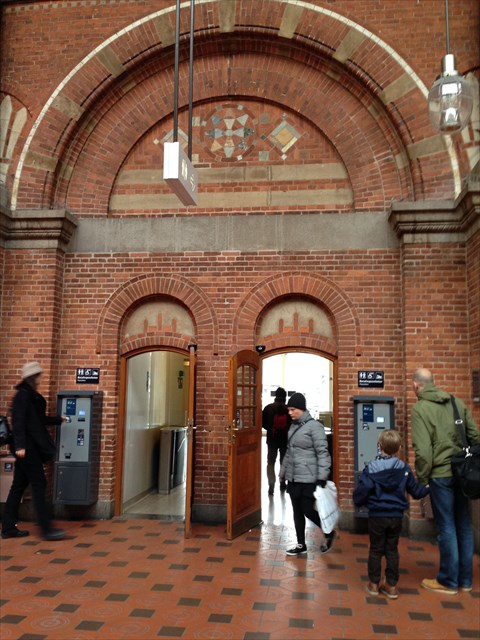 8a7c1af3-bb24-4107-93f7-d359f27fee00_l.jpg (480×640)