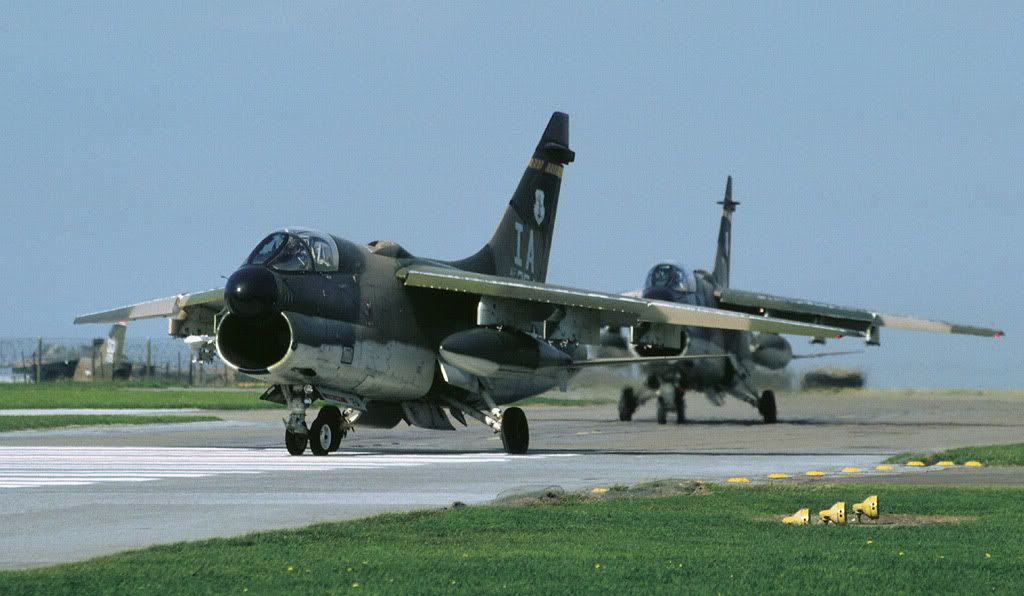 photo A-7D0172254IA.jpg