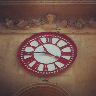 Two handed clock