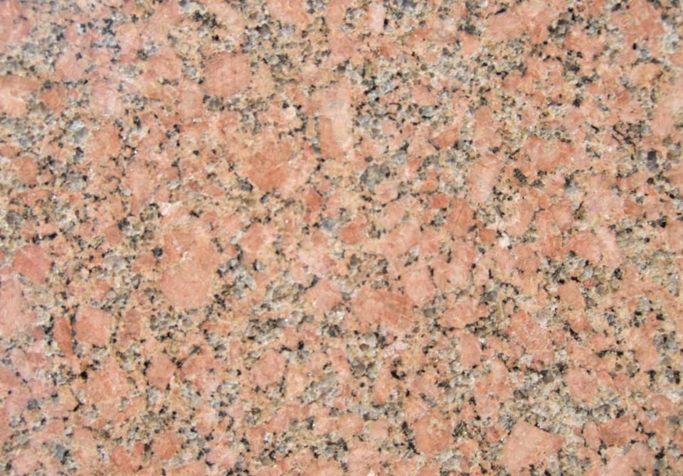Pink granite (Credit: Wikipedia)
