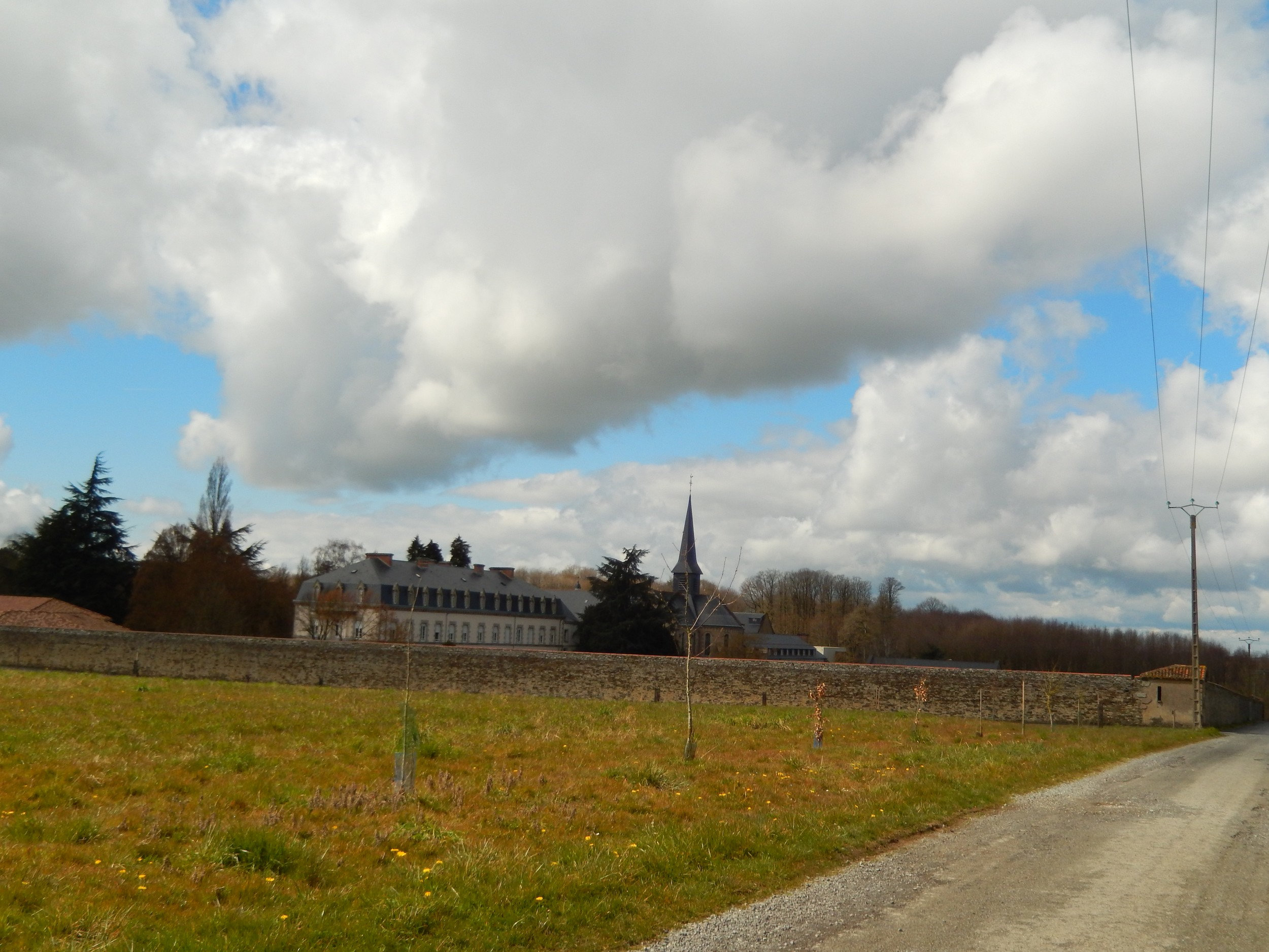 GC6E4VM 2 Abbaye de Bellefontaine (Traditional