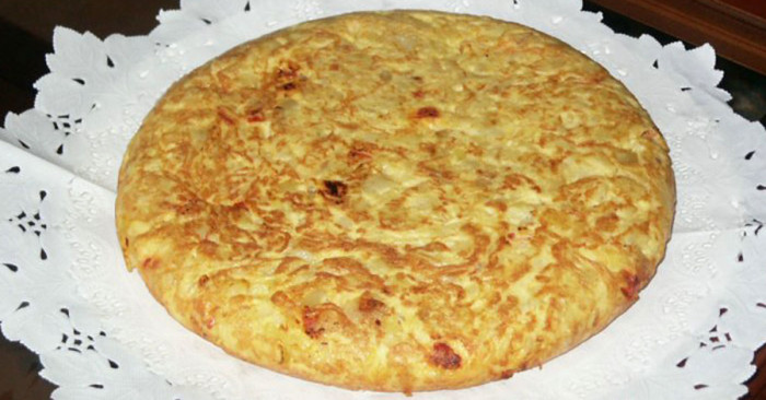 Een typische tortilla de patata / Wikimedia commons