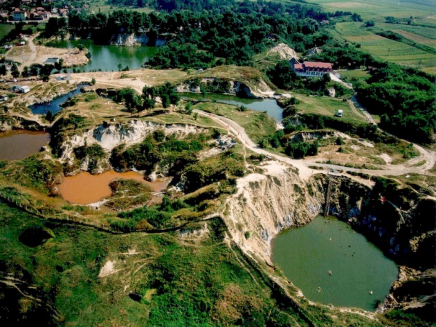 Gc70tmm Natural Lakes Ocna Sibiului Earthcache In Romania Created By Mr Erikusz