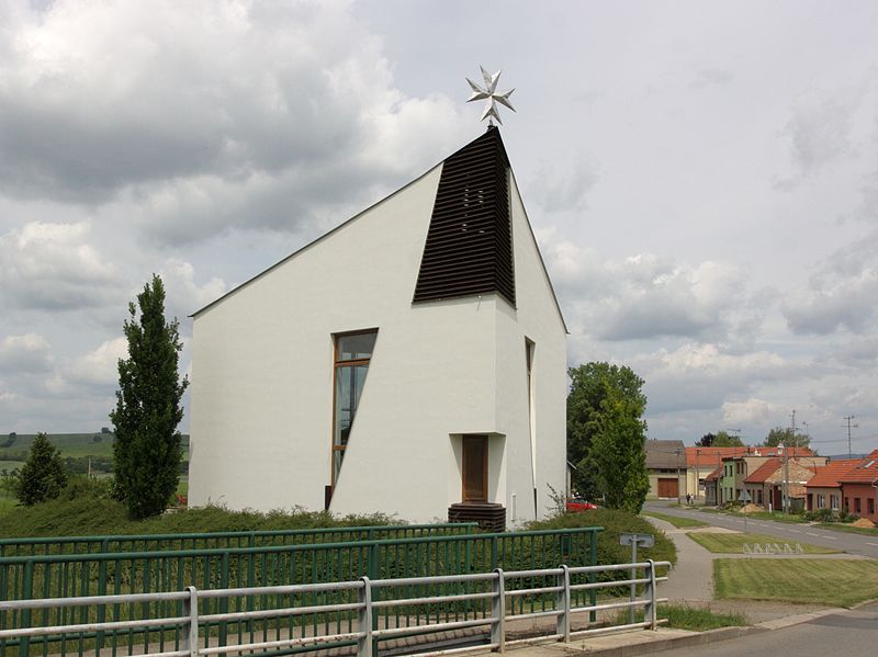 File:Hrušky (okres Vyškov) - kaple Panny Marie Sněžné obr1.jpg