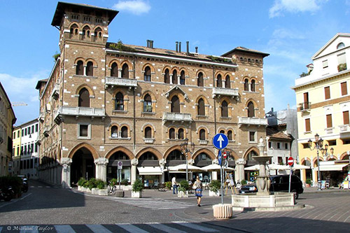 Piazza San Vito