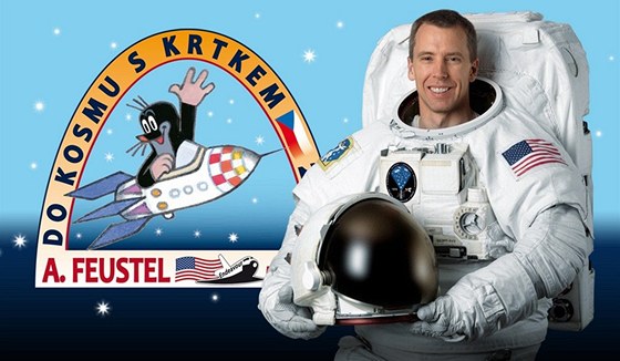 Astronaut Andrew Feustel a krtek Zdeňka Milera - logo kampaně Do kosmu s krtkem