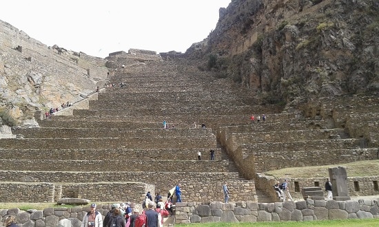 http://theonlyperuguide.com/wp-content/uploads/2015/05/The-ruins-for-the-bottom.jpg
