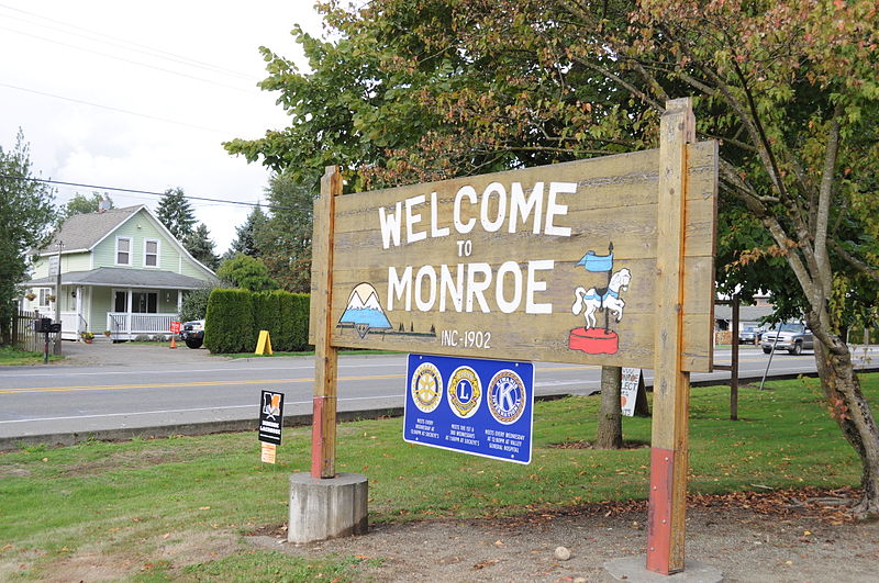 Welcome sign just north of Lewis Street Bridge, Monroe, Washington. Photo by Joe Mabel.GFDL, CC-BY-SA-3.0 granted by photographer; photographer must be credited and license terms complied with.