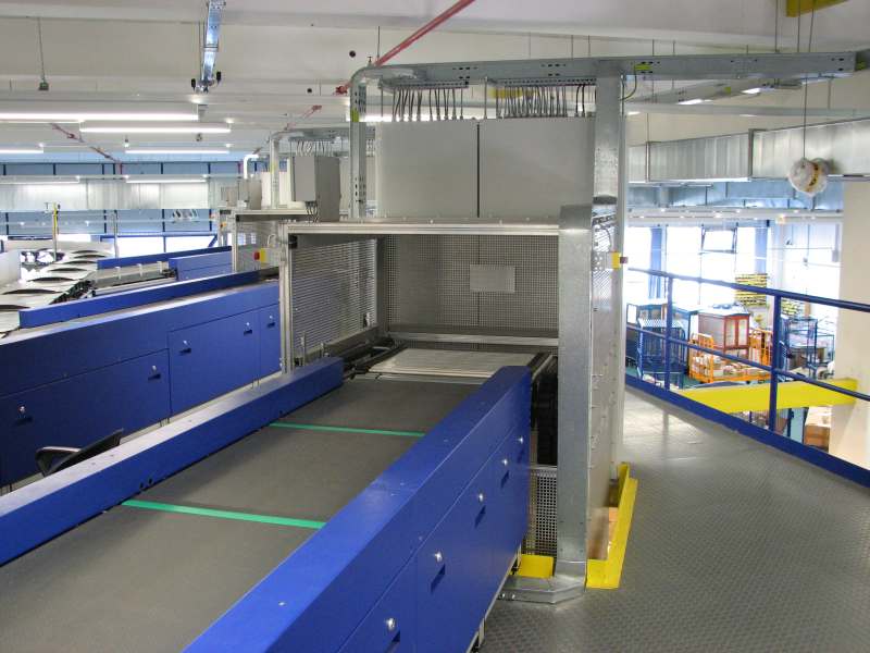 vyústění výtahu nahoře