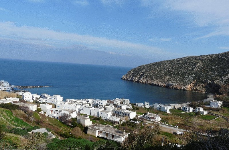 Apollonas Bay