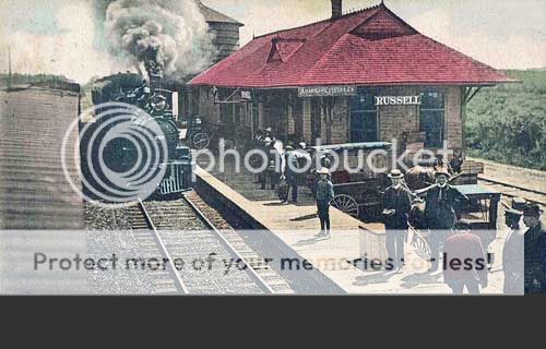 Russell On train station photo Garederussell_zps512ca14c.jpg