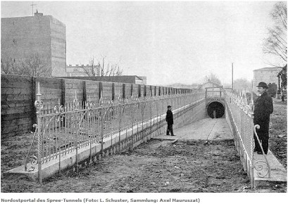 Haltestelle Knüppelbahn Stralau Kirche 1899 Haltestelle Knüppelbahn Stralau Kirche 1899