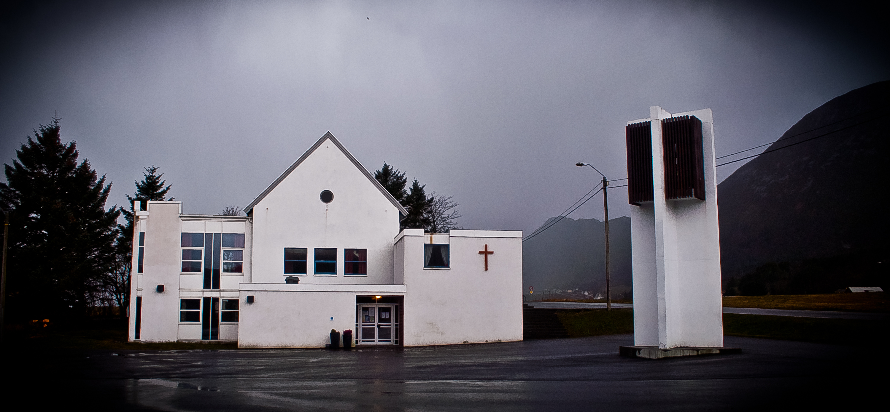 Godøy kirke.jpg