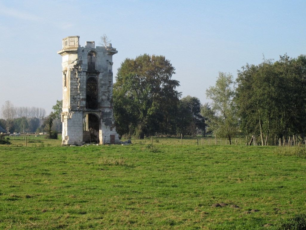 Ruine du chateau de liercourt