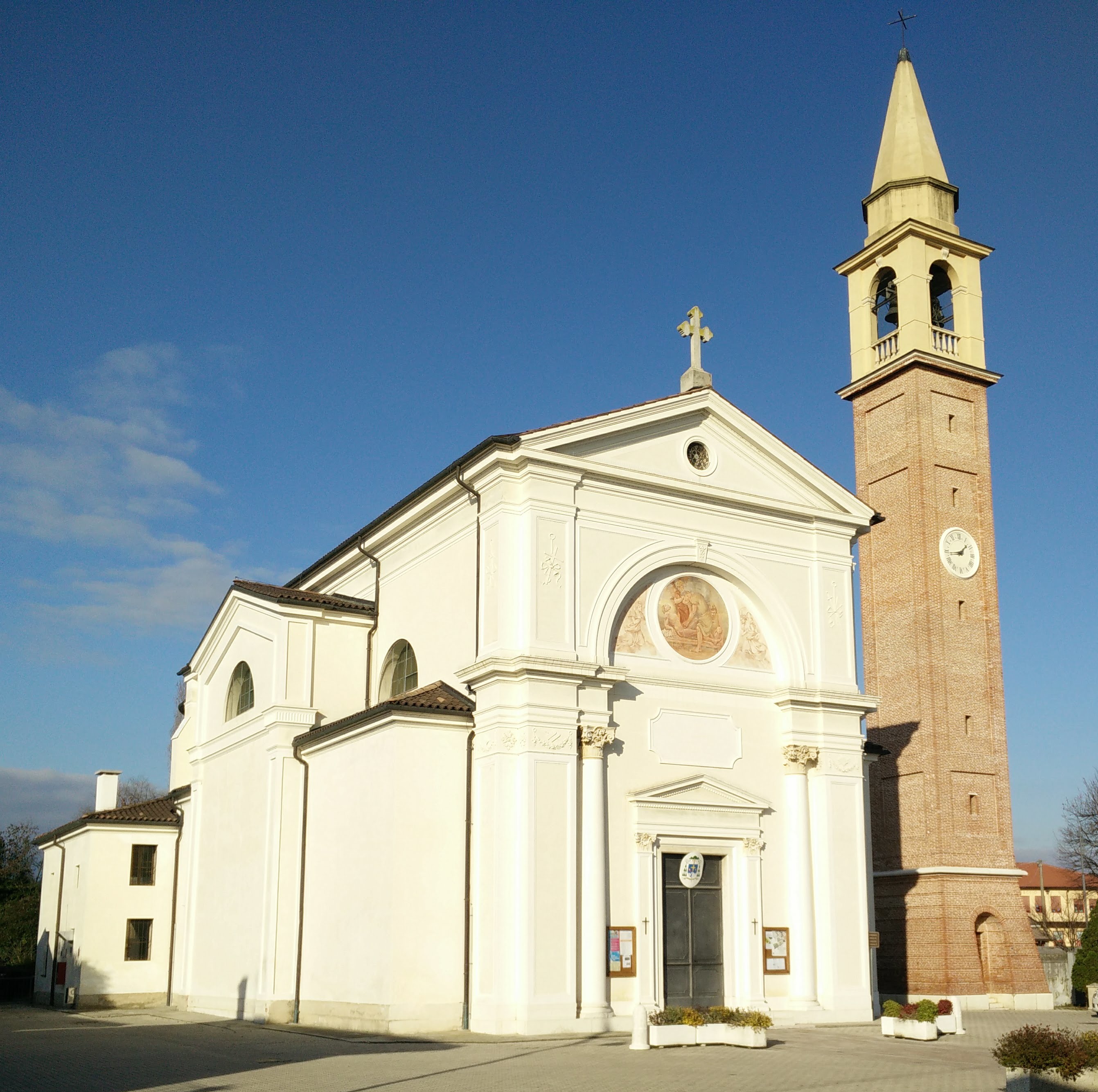 GC8GFBH Chiesa di San Lorenzo - Poggiana di Riese Pio X (Traditional Cache)  in Veneto, Italy created by dvdq8