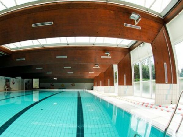 Piscine de Villaine