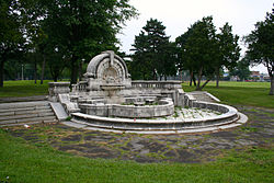 Merrill Humane Fountain in July 2013 - 10.jpg