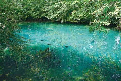 Les eaux bleues