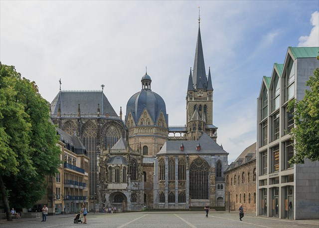 Dom zu Aachen