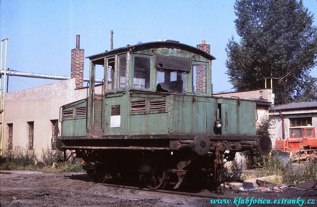 Místní lokomotiva - cihelna Pulice