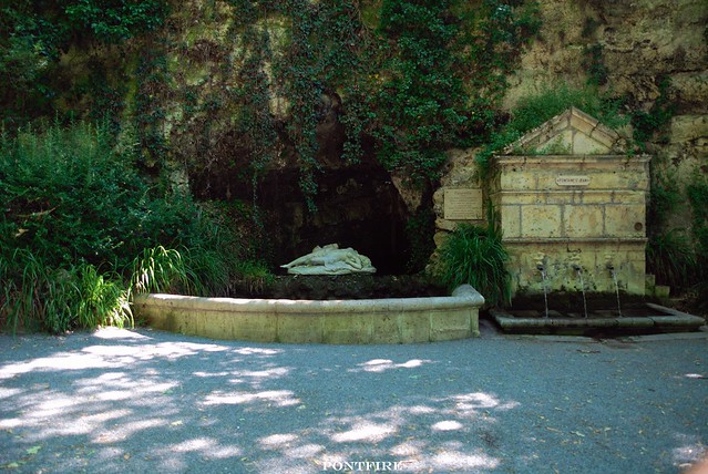 la fontaine de Fleurette