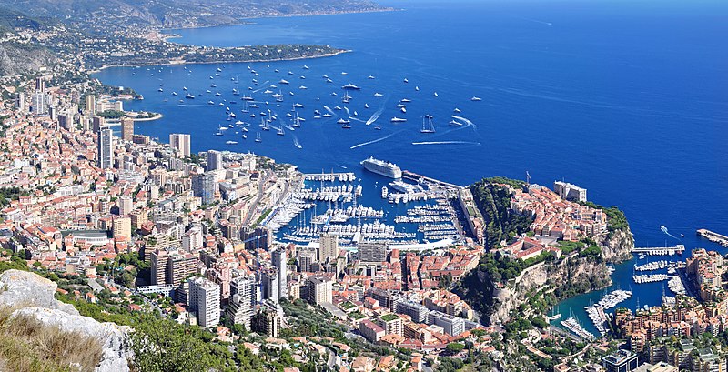 Fichier:Panorama von Monaco-La Turbie.jpg