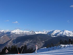 Vue aérienne de la station.