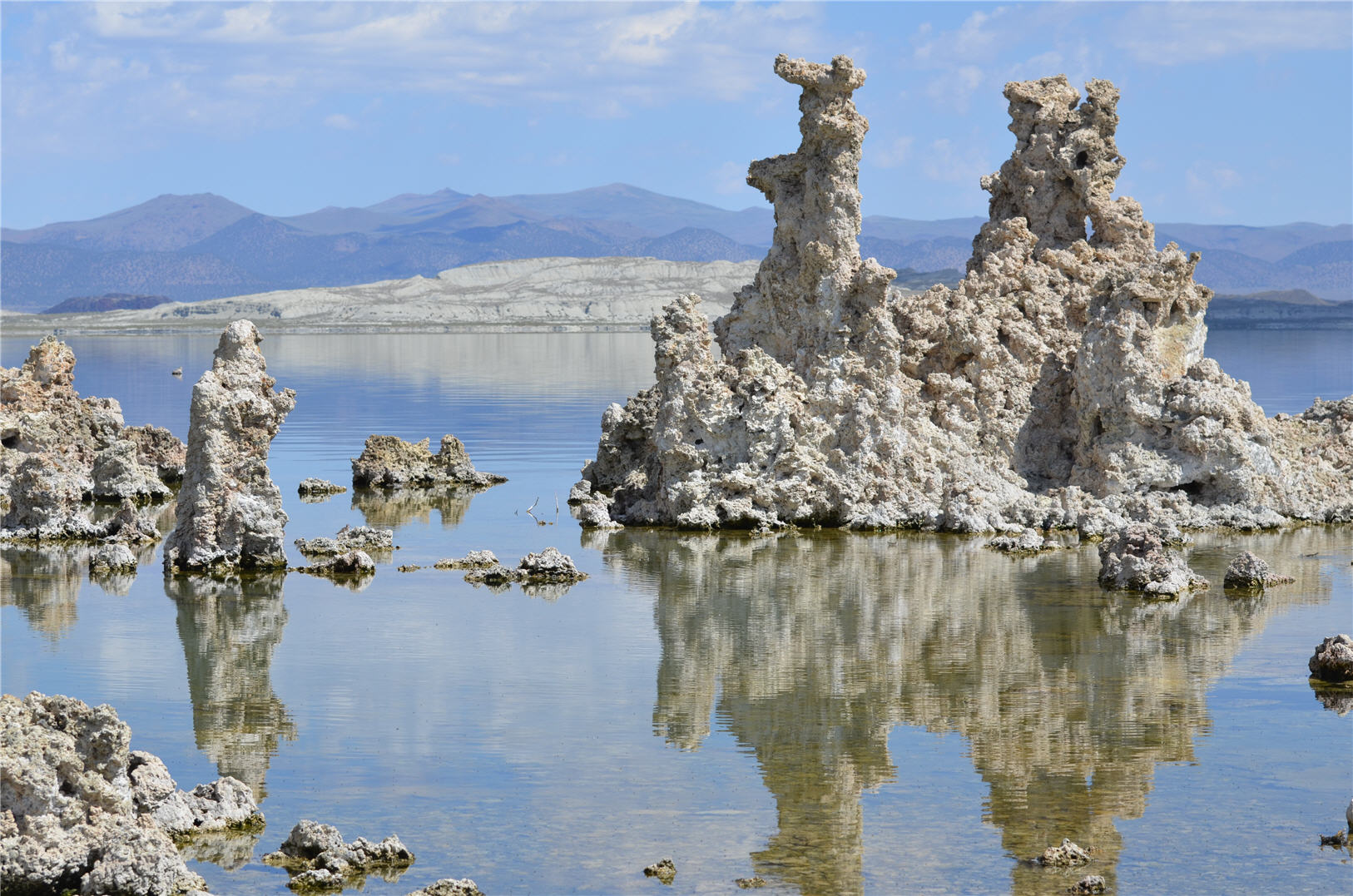 Tufa at Mono Lake near Rush Creek