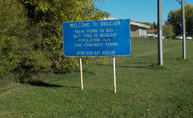 Biggar welcome sign
