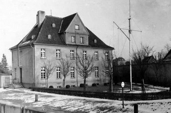 Budynek Urzedu Budownictwa Wodnego przed II wojną światową