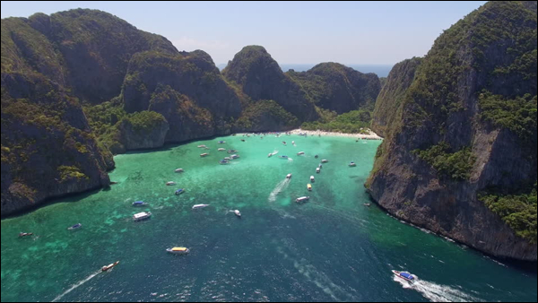 Ko Phi Phi Leh as seen from above