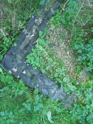 Noto Antica, dettagli dei ruderi della Chiesa del Carmine