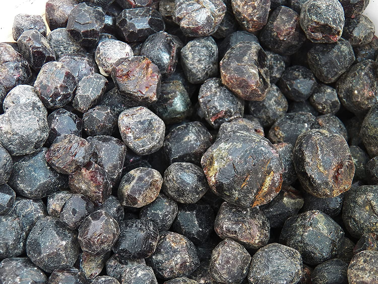 Amazon.com: Fundamental Rockhound Products: 1 lb Almandine GARNETS ...