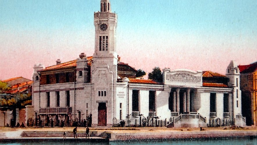 Aujourd’hui transformé en Maison de la mer, le palais consulaire fut longtemps l’emblème de la prospérité du port de Sète et de la puissance de la CCI.