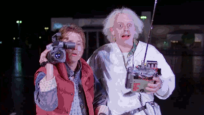 DeLorean Marty McFly et Doc feu
