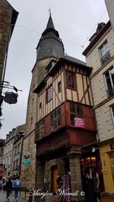 Bretagne : Dinan, la Tour de l’Horloge