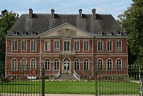 Le château de Sainte-Suzanne.
