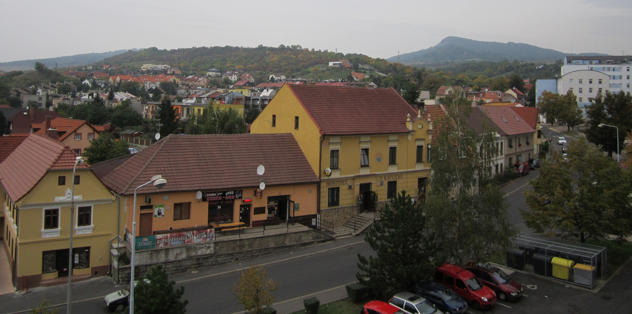 Gc3yaw6 Podchod Pod Domem Traditional Cache In Ustecky Kraj Czechia Created By Honzacnemo