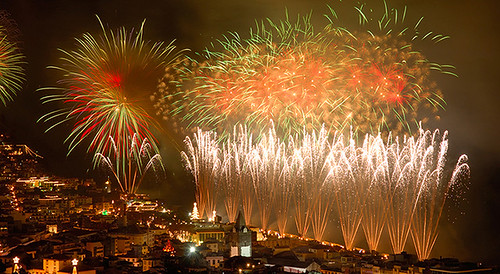 longe fogo de artificio