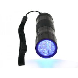 Attention, lampe UV indispensable !