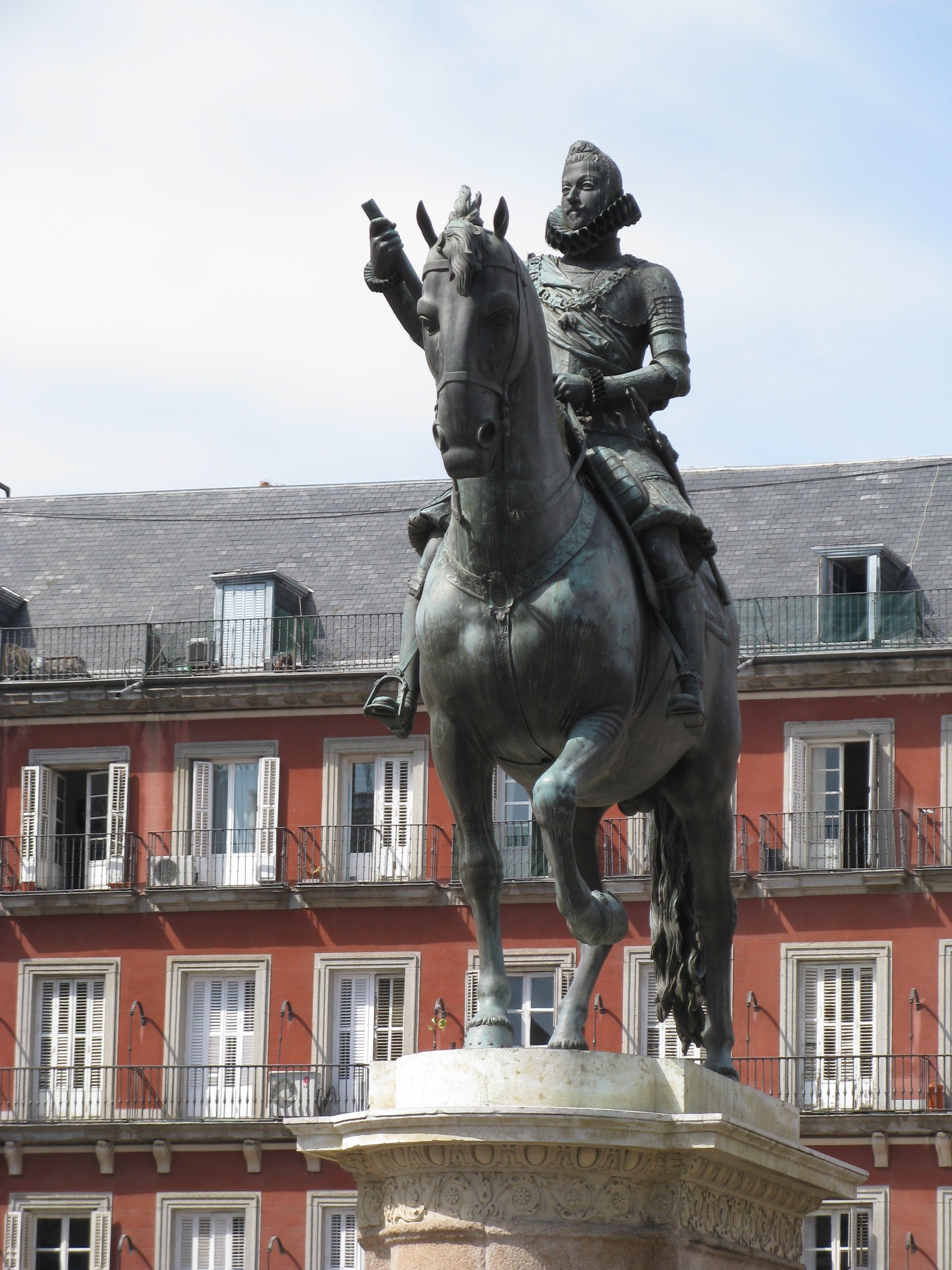 Statue of Philip III on horseback