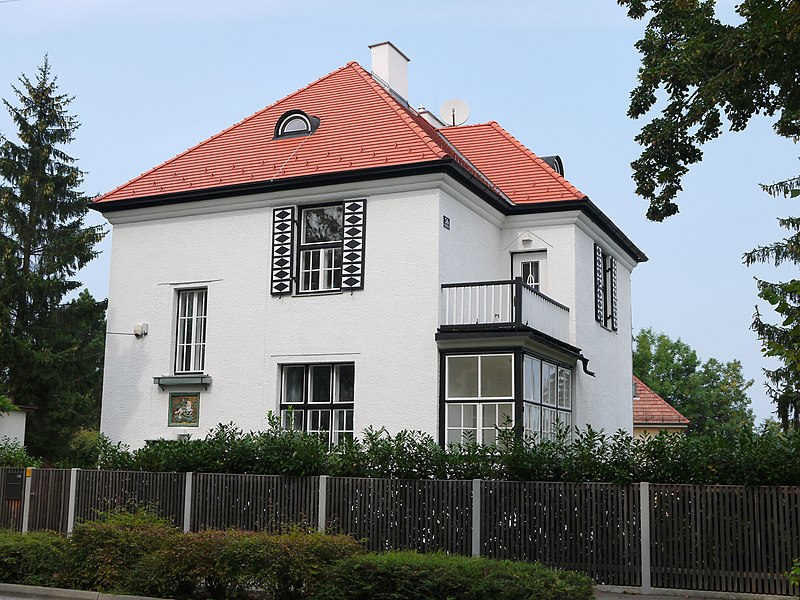File:Villa Hugo Franz Kirsch.JPG